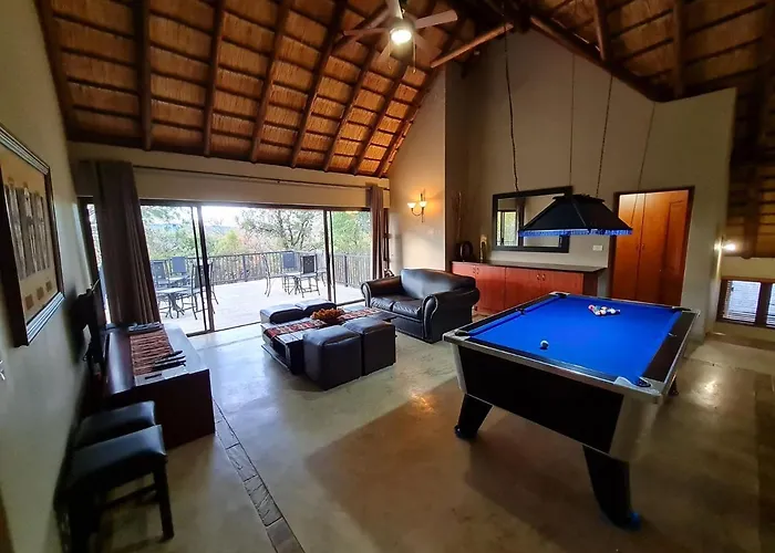 Pumba\'S Place Zebula 6 Bedroom House