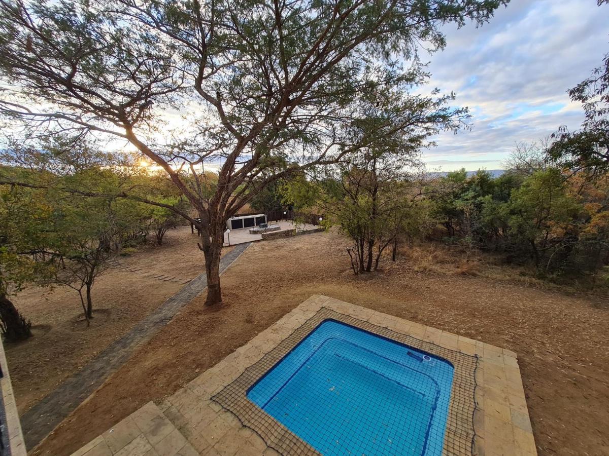 Pumba's Place Zebula 6 Bedroom House * Mabula Game Reserve