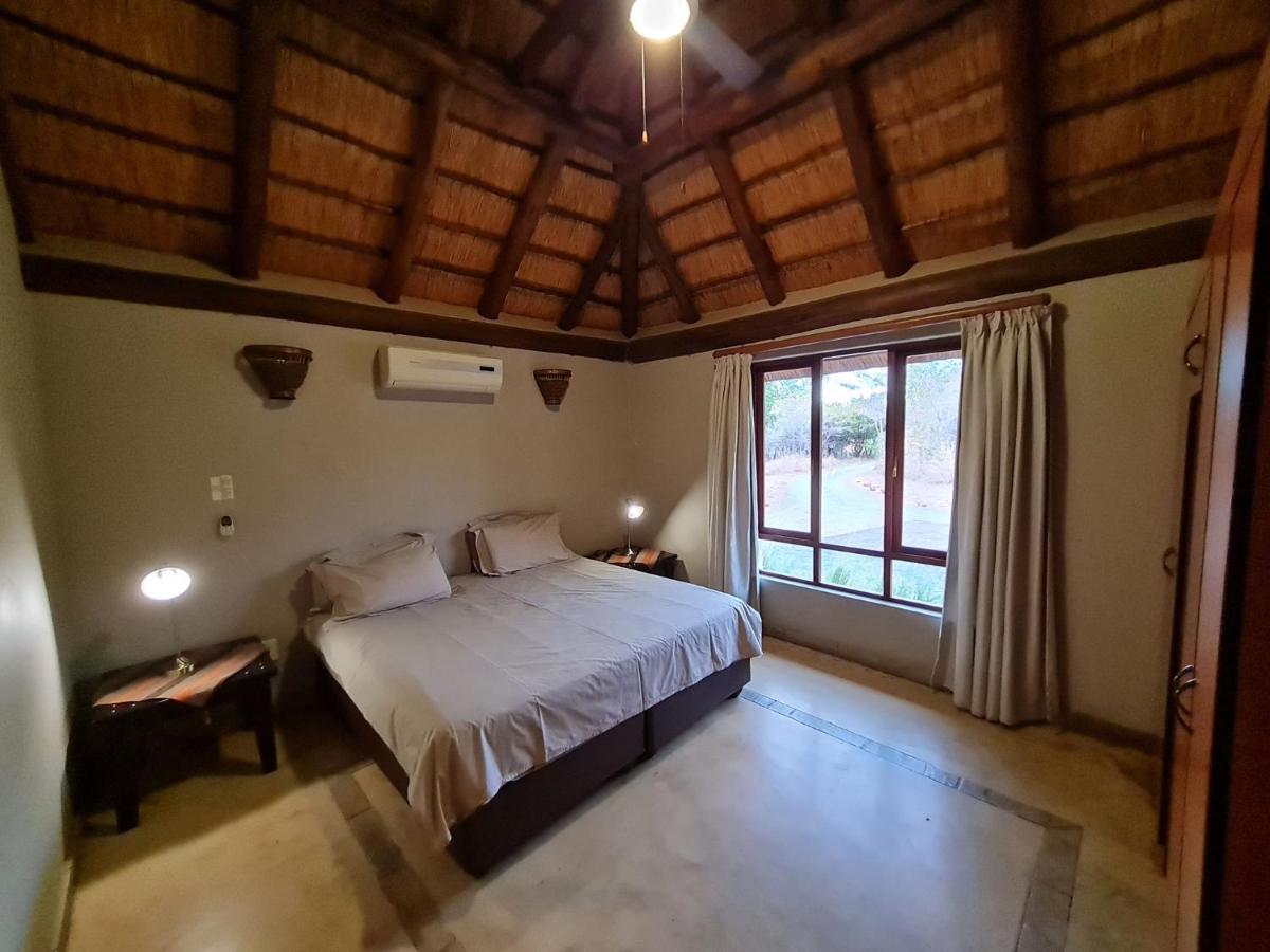 Holiday home Pumba's Place Zebula 6 Bedroom House *