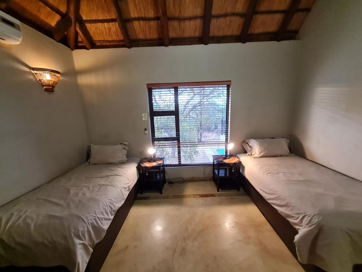 Pumba's Place Zebula 6 Bedroom House * Mabula Game Reserve